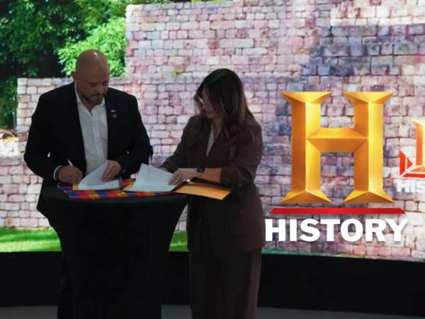 Honduras firma alianza con History para impulsar el turismo