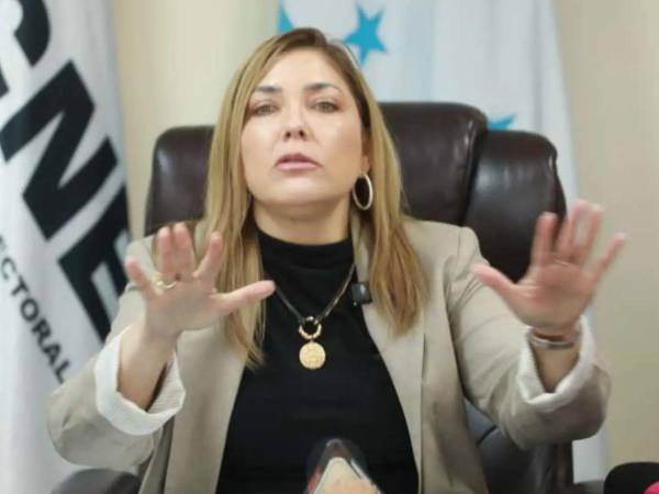 Ana Paola Hall, presidenta del Consejo Nacional Electoral (CNE), aseguró que los comicios del domingo 30 de noviembre se realizarán de acuerdo a lo establecido.
