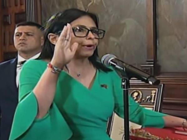Delcy Rodríguez fungió como vicepresidenta en el Ejecutivo de Nicolás Maduro. Este lunes, tras la instalación de la legislativa 2026-2031 del Parlamento, fue juramentada como presidenta interina de Venezuela.