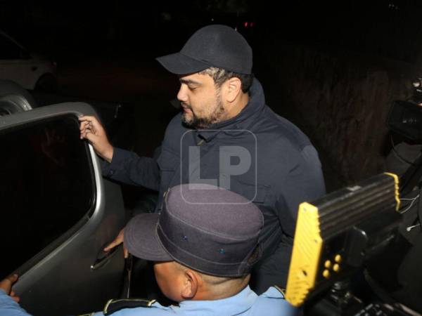 José Carlos Cardona se presentó voluntariamente este martes en audiencia de declaración de imputado por las acusaciones en su contra.