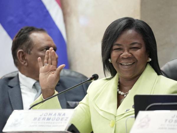 Johana Bermúdez expresó su solidaridad a la comunidad garífuna y pidió que se esclarezcan las circunstancias de los últimos desalojos en San Juan, Tela.