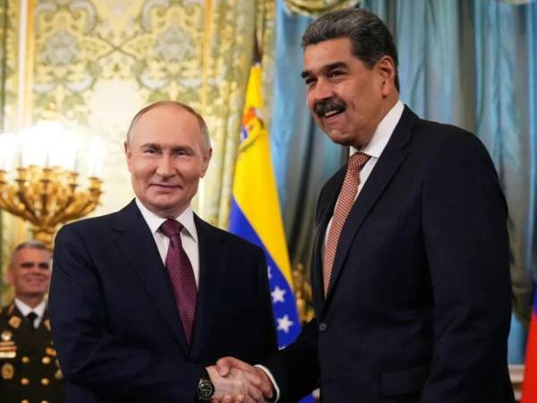 El presidente de Rusia, Vladímir Putin, y el mandatario venezolano, Nicolás Maduro, en una fotografía de archivo.