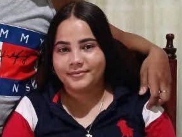 Policía y Medicina Forense trabajan para esclarecer la muerte de la jovencita Heydi Durán.