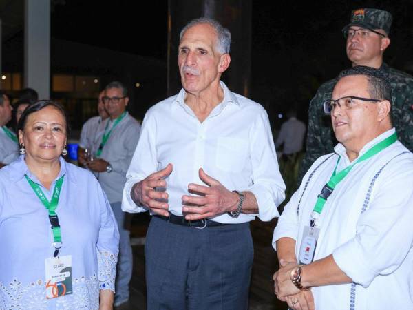 El presidente Nasry Asfura participa en la Convención de la Comisión Latinoamericana de Empresarios de Combustibles, que se desarrolla en Tela.