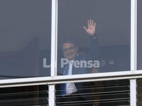 El expresidente Juan Orlando Hernández, acusado de fraude y lavado de activos, calificó el proceso judicial en su contra como “persecución política”.