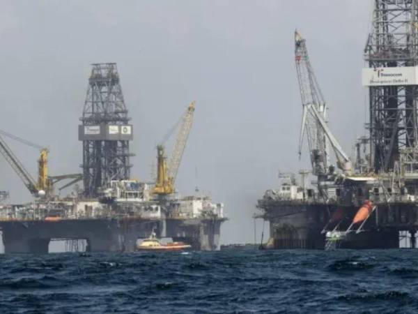 Aunque los países europeos no importan directamente petróleo iraní, el impacto indirecto puede ser relevante, ya que Irán es el tercer mayor productor en volumen de crudo dentro de la OPEP.