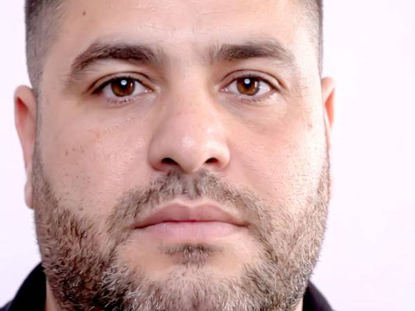 Las investigaciones de las autoridades hondureñas identifican a Heber Noé Argueta Zavala como el principal líder de la organización criminal conocida como “Los Argueta”, una estructura transnacional que opera en la frontera entre Honduras y Guatemala y que ha sido vinculada al asesinato de cinco agentes policiales ocurrido en Corinto, Omoa, Cortés.
