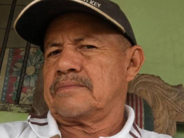 Don Óscar Alvarado se desempeñaba como secretario de la Cooperativa Campesina Suyapa del Aguán, según informaron medios locales.