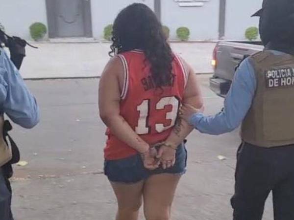 La Dipampco capturó a La Colocha en posesión de sustancias ilícitas que tenían listas para la venta y distribución.