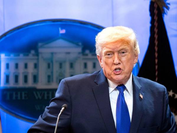 La nueva ley que usó el mandatario en la nueva orden ejecutiva de aranceles solo permite incrementar los gravámenes hasta un 15%.