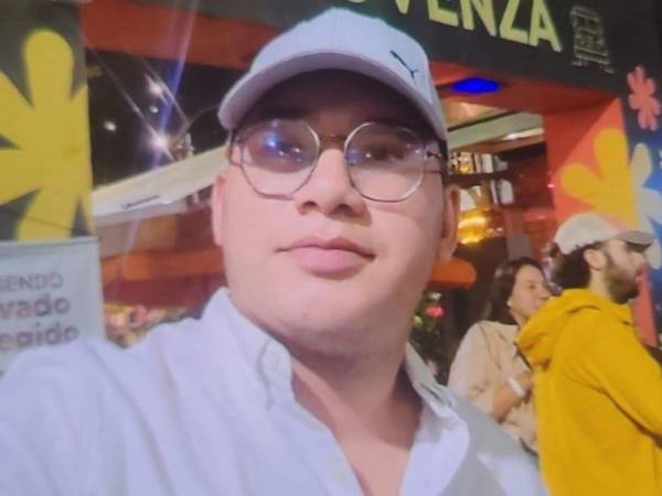 Fotografía en vida de Alex Fernando Rodríguez, joven ultimado el lunes en Catacamas, Olancho.