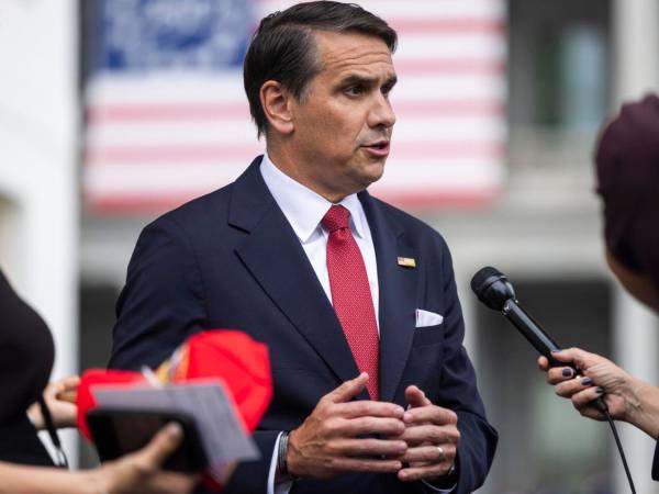 Blanche es considerado un aliado del presidente estadounidense que ha ejercido como abogado en diversos casos que ha afrontado el magnate republicano.