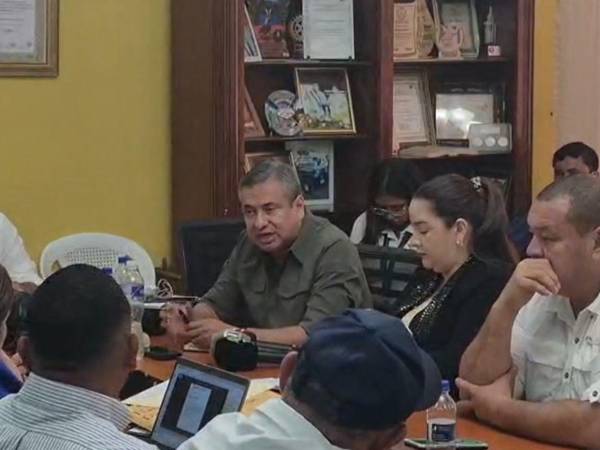 Autoridades municipales, Seguridad, Atic, DPI y fiscales instalaron una mesa de trabajo para coordinar operativos y reforzar las investigaciones ante el repunte de violencia en el municipio.