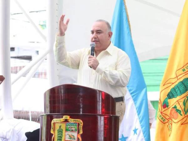 El alcalde progreseño sostuvo que la actualización fue aprobada por la corporación anterior y aseguró que nada está escrito en piedra si el diálogo permite alcanzar consensos.