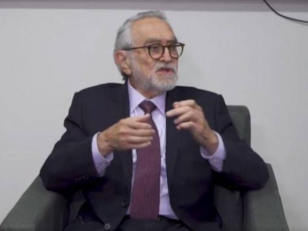 Sir Salvador Moncada, embajador de Honduras en China.