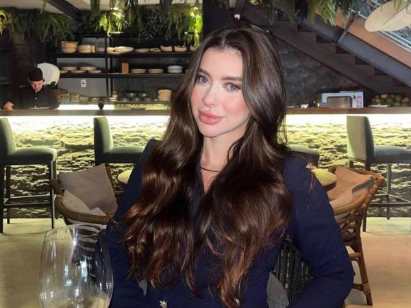 La muerte de la modelo, psicóloga e influencer brasileña Ana Luiza Mateus, de 29 años, ha causado conmoción en Brasil, luego de que fuera hallada sin vida tras caer desde el piso 13 de un edificio residencial en Río de Janeiro.