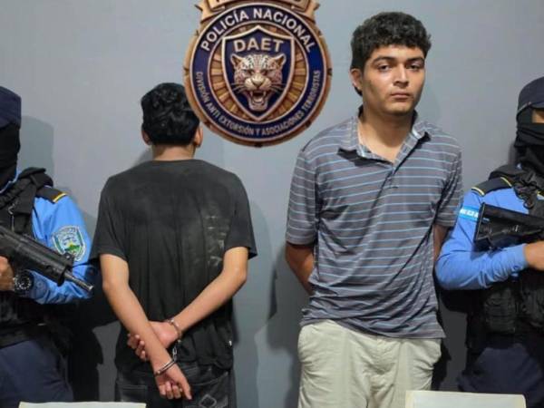 Uno de los detenidos fue identificado como alias El Moply, señalado por la Policía como presunto gatillero y encargado de sector.