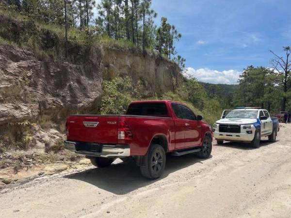 Escena donde fue encontrado el vehículo pickup y, en su interior, el cuerpo de Noé Cruz.