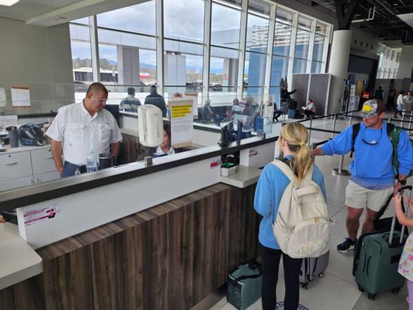 El Instituto Nacional de Migración busca descongestionar las sedes principales y mejorar la atención a viajeros hondureños.