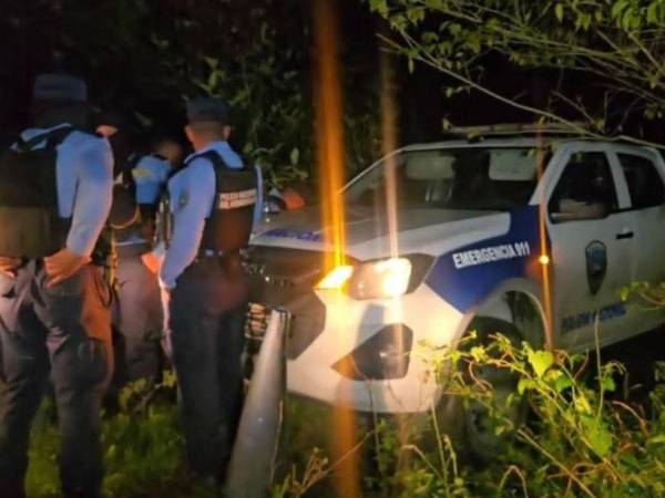 Escena donde fue encontrada sin vida una mujer en la carretera hacia el sector de Ticamaya.