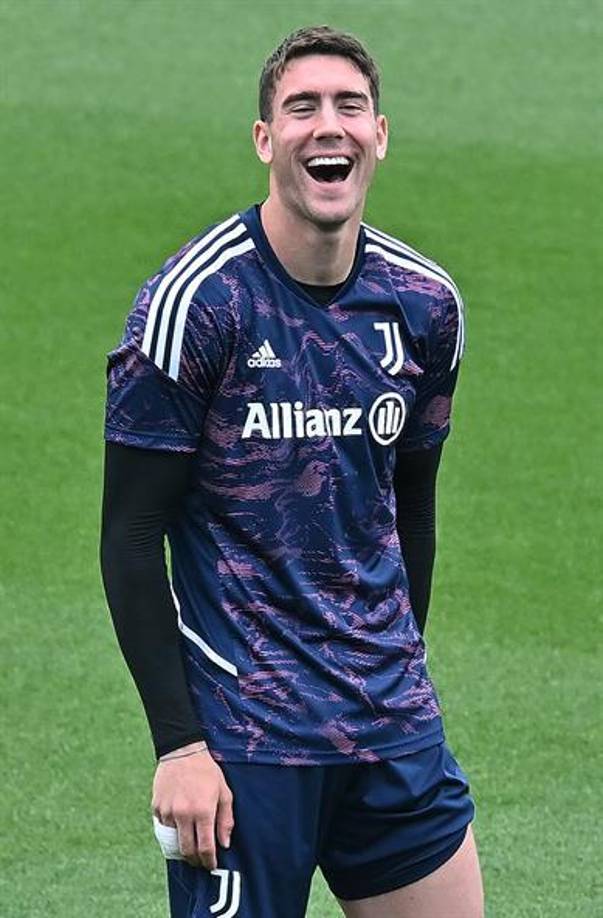 Asimismo, informan que Vlahovic de la Juventus también suena en la ‘Casa Blanca’. El serbio está valorado en 75 ‘kilos’. Sin embargo, el capitán del Tottenham está mejor posicionado en la agenda blanca.