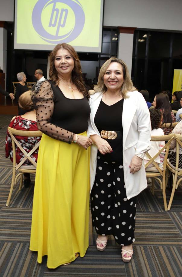 Lorena Alfaro y Digna Bulnes