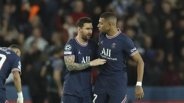 ¿Existe tensión entre Mbappé y Messi en el París Saint Germain?