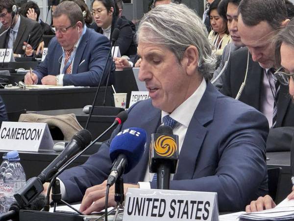 El subsecretario de Estado para el Control de Armamento del Gobierno estadounidense, Thomas DiNanno, interviene en la Conferencia de Desarme de la ONU, la única instancia que existe a nivel mundial que reúne a los países en torno a este objetivo, este viernes en Ginebra. EFE/Antonio Broto