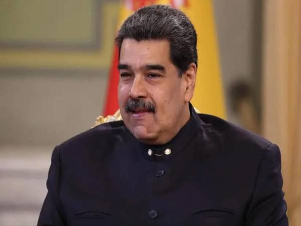 La operación militar implicó un gran despliegue de helicópteros “Chinook” y otros activos de las fuerzas especiales para capturar a Maduro, que habría sido sacado del país en una de estas aeronaves.