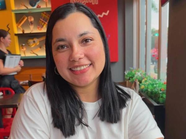 Fotografía divulgada por GoFundMe donde aparece la nicaragüense Helen Garay, de 32 años, anestesióloga y madre de dos hijos, que fue hallada muerta en una cámara frigorífica de una tienda de Miami.