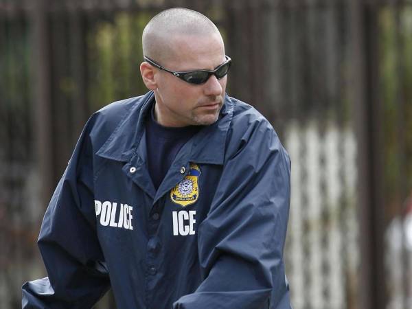 La aplicación, gratuita para teléfonos iPhone, dejó de estar disponible el pasado octubre en Apple Store. Imagen referencial de archivo. EFE