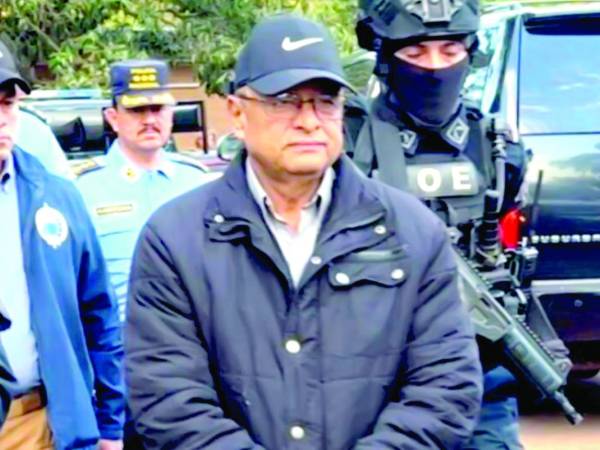 Midence Oquelí fue diputado por el Partido Liberal.