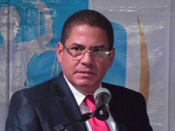 Marcio Cabañas asume la titularidad interina del Ministerio Público.