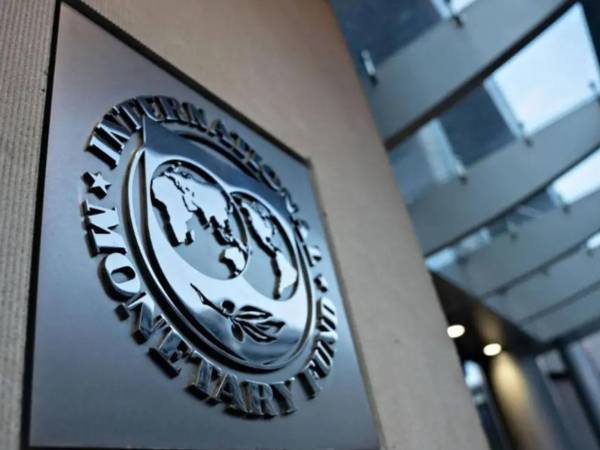 El desarrollo económico, infraestructura, salud y transparencia fiscal son los pilares de la agenda de temas que planteará el gabinete económico. Imagen referencial de archivo.