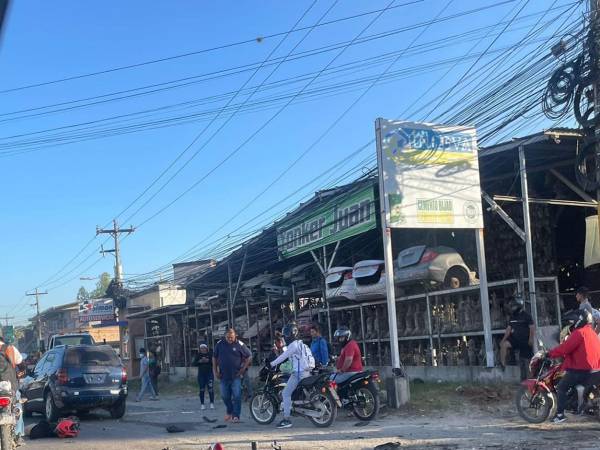 En el accidente estuvieron involucrados una motocicleta y un vehículo tipo turismo.