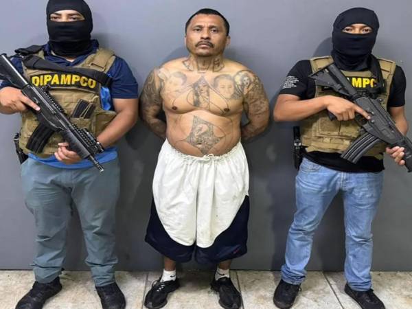 Zalavarría Fúnez tras ser capturado por la DIPAMPCO.