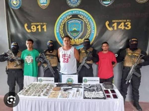 Junto a José Leonel López fueron detenidos otros dos sujetos.