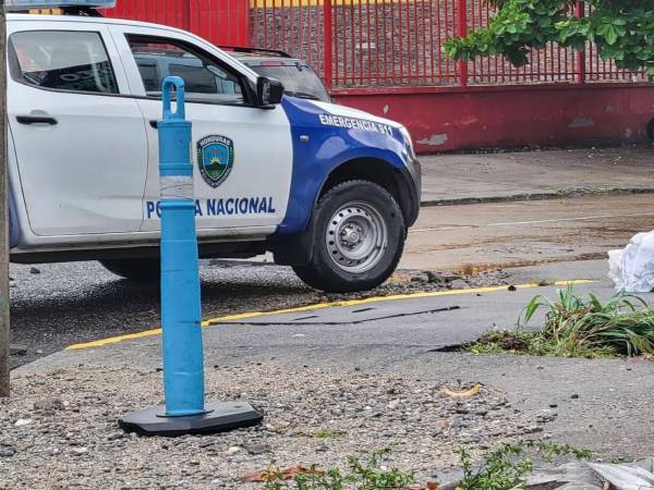 La Policía Nacional en la zona del hallazgo, a la espera de Medicina Forense.
