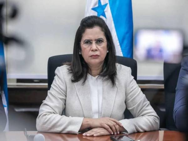 Rixi Moncada, candidata por Libre, durante las elecciones generales de 2025. Imagen de archivo.