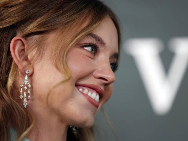 La actriz Sydney Sweeney no ha hecho comentarios sobre la polémica por los anuncios de AE.