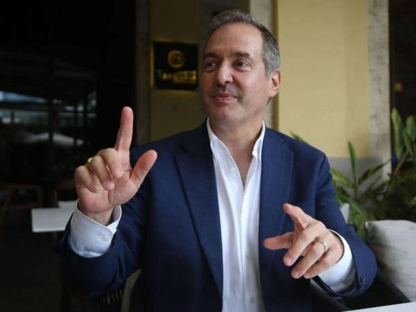 Carlos Díaz-Rosillo, exfuncionario de la Casa Blanca y académico de Harvard.<b> </b>