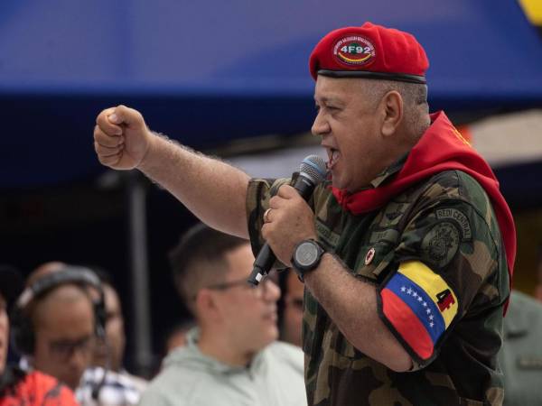 Fotografía de archivo del ministro de Interior de Venezuela, Diosdado Cabello, durante un acto público, en Caracas (Venezuela). EFE