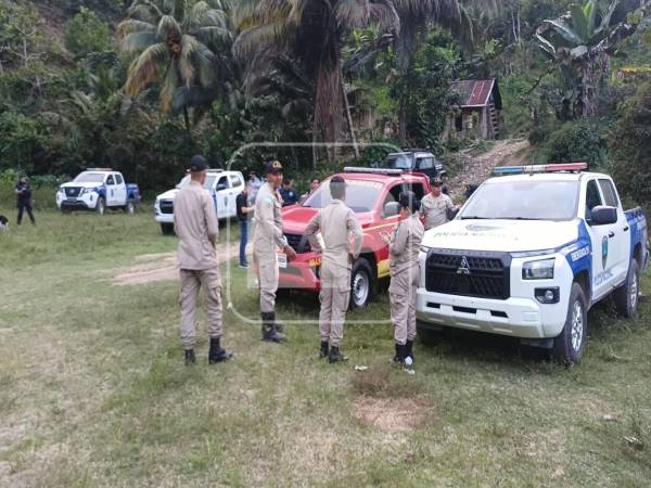 La madrugada de este miércoles ingresaron a la morgue de La Ceiba los restos de las cinco personas que perdieron la vida ayer en un intenso enfrentamiento armado en la zona montañosa de la aldea San Marcos, municipio de La Masica, Atlántida.
