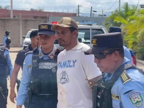 Un hecho sangriento se registró en la aldea Río Blanco, en el municipio de Campamento, Olancho. La víctima fue identificada como Lesli Enrique Zelaya Munguía, de 52 años de edad.