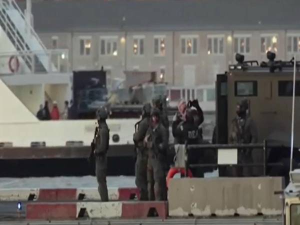 Maduro y su esposa fueron trasladados bajo fuertes medidas de seguridad.