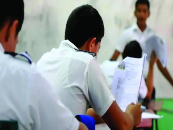 En <b>Honduras</b>, advierte el informe, más de 846.000 menores estaban fuera del sistema educativo en 2023. Imagen referencial de archivo.