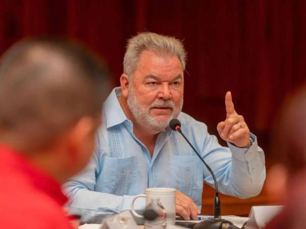 Imagen de archivo. Contreras dijo que 60 personas de las 200 que habían sido acreditadas para participar en el proceso renunciaron.