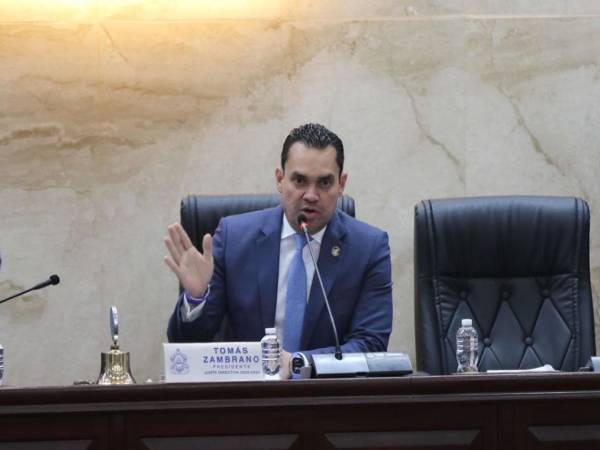 Tomás Zambrano, presidente del Congreso Nacional. Imagen de La Prensa.