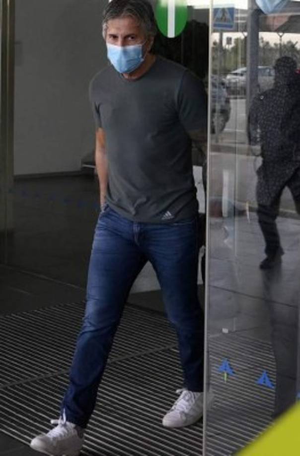 El papá de Messi se reunirá con Josep Maria Bartomeu, presidente del Barcelona, para reiterar la intención de su hijo de no vestir más de azulgrana y su deseo de tener una salida amistosa y pactada.