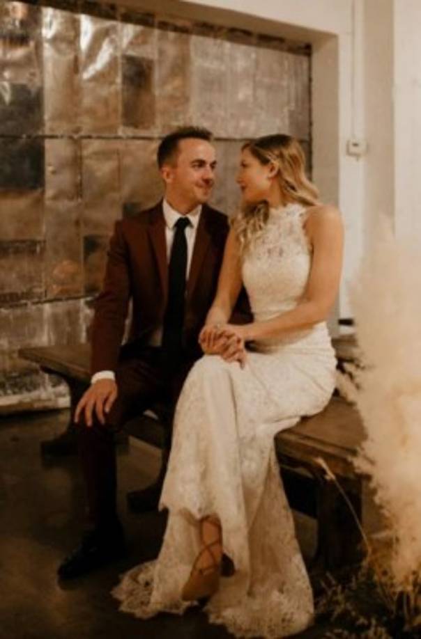 En la actualidad, Frankie Muniz regenta una tienda online de aceites de oliva y otros aliños junto a su ahora esposa y vive prácticamente retirado del mundo del entretenimiento.